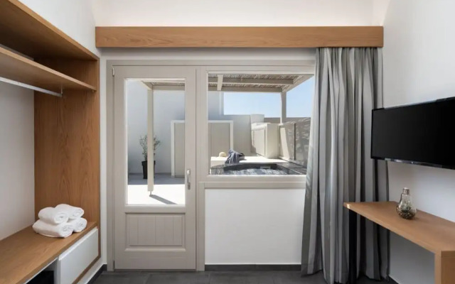 Sea Serenity Villas with Private Jacuzzi