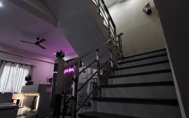 Sunita Residency