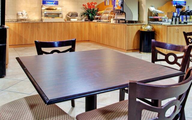 Holiday Inn Express Las Vegas-Nellis by IHG