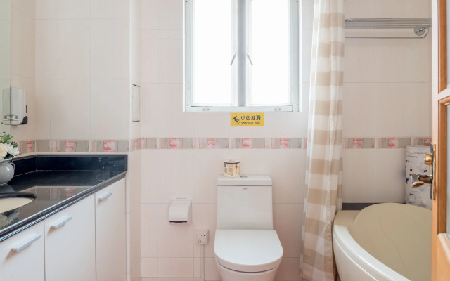 Cambridge Villa with 5 BRs