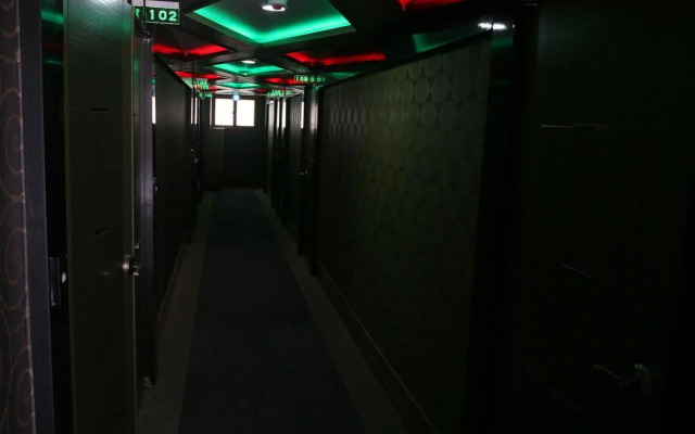 Castle Motel