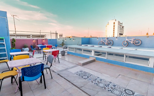 Petit Hostel