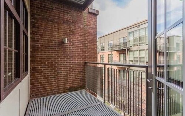 Two-Bedroom On H 77