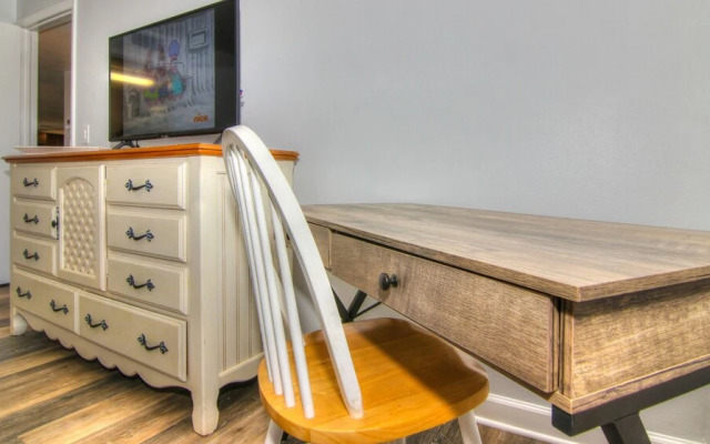 Sea Club by Teeming Vacation Rentals