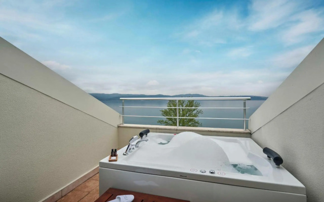 Richmond Nua Wellness -Spa - Adults Only