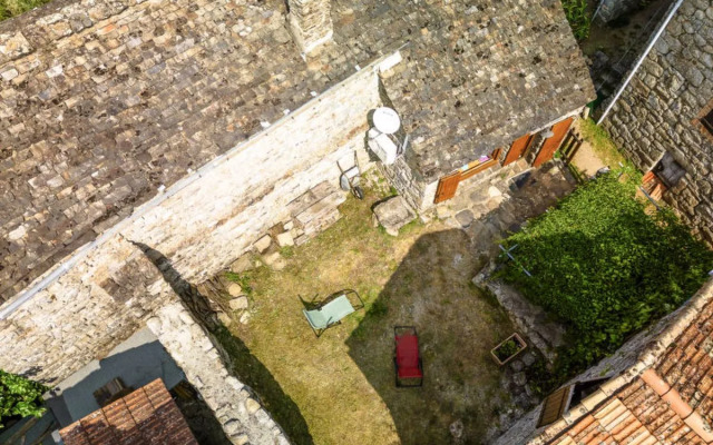 Holiday Home Chassezac (LVS100)