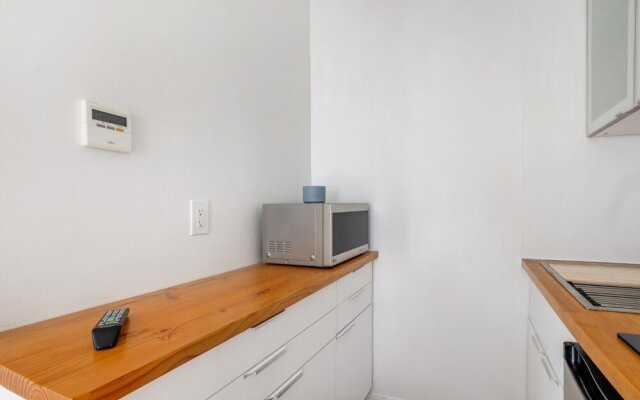 Close To Nyc! Relaxing Quiet Studio In Woodside 1 Bedroom Home by Redawning