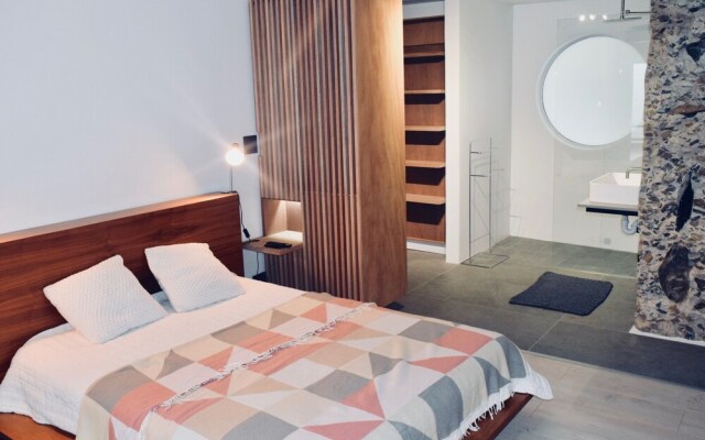 Modern Studio Apartment in Seapoint