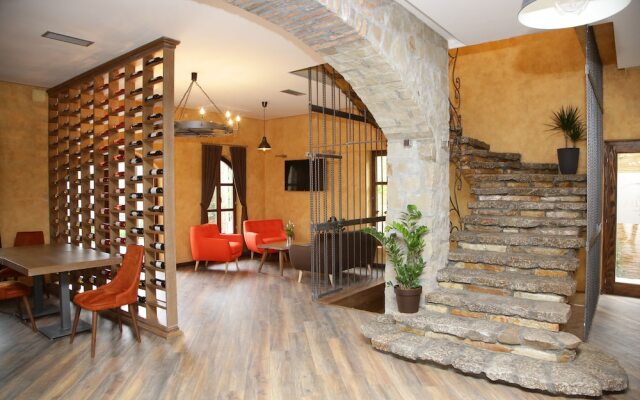 Garni Hotel Chicha - Winery Skrbic