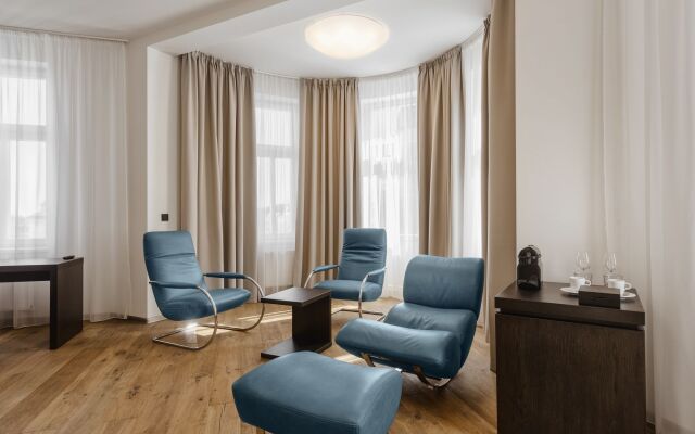 Theresian Hotel