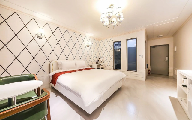 Daegu Dongseongro Ribe Hotel