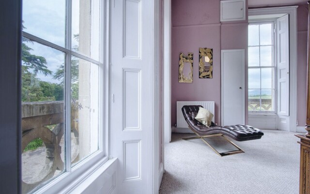 Rumwell Park - 8 Bedroom Manor House- Taunton