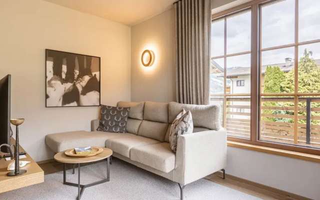 Apartment Near Alpenrosenbahn ski Lift