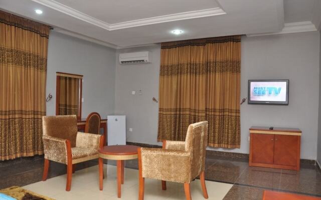 Randekhi Royal Hotel