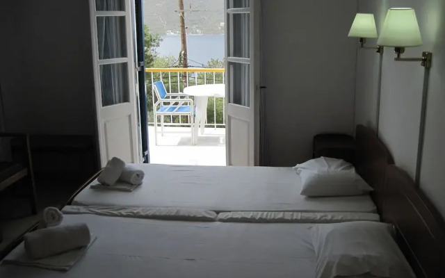 Tatsis Apartments
