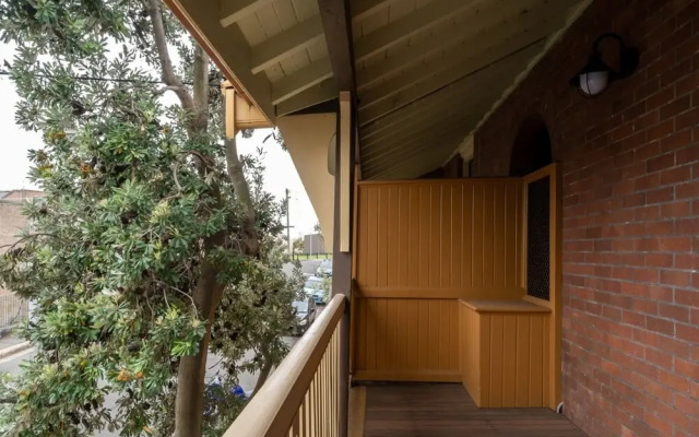 Harbour View 4 Bed House The Rocks