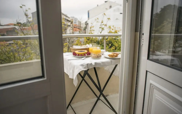 BCharming House