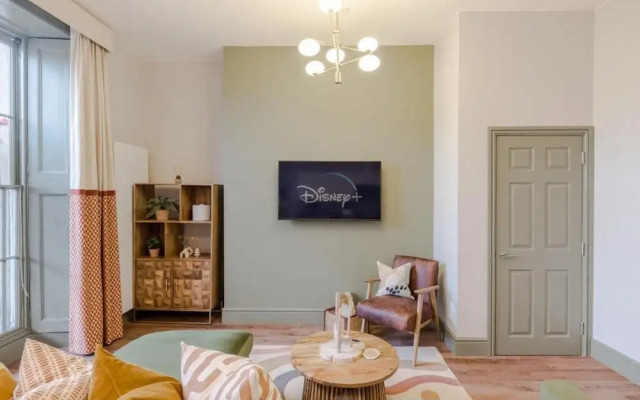 Your Apartment - Redland Place