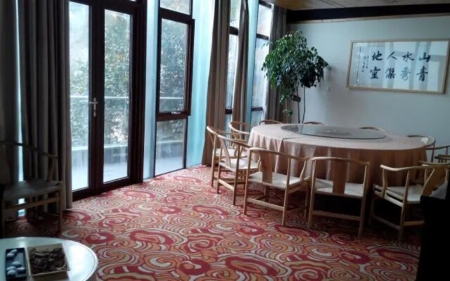 Huangshan Demaotang Hotel