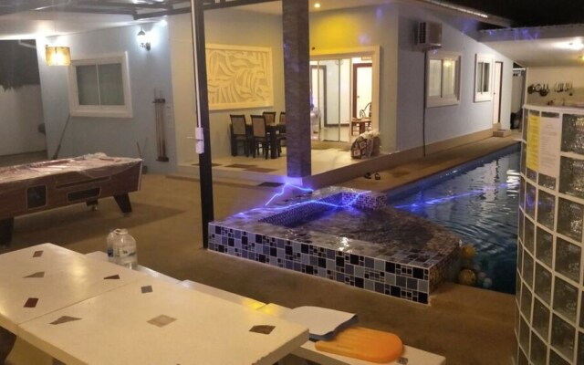 Ban Pak Hua Hin Pool Villa