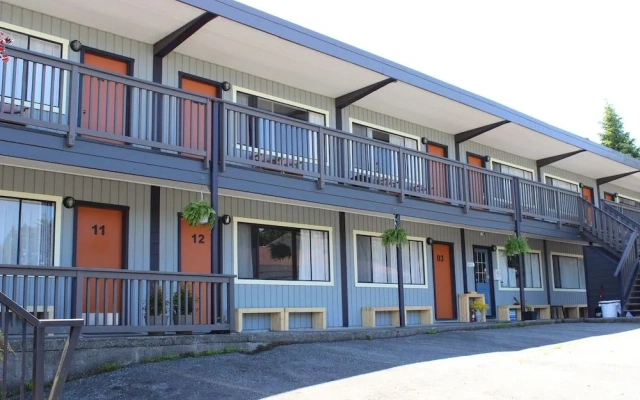 Ucluelet Wildwood Inn