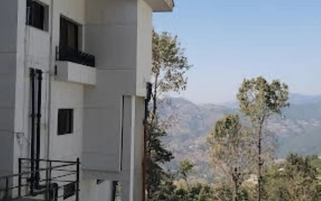 White House Hotel Murree