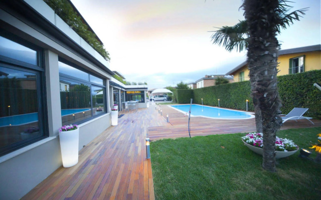 Hotel Palazzo del Garda (formerly Hotel Armony)