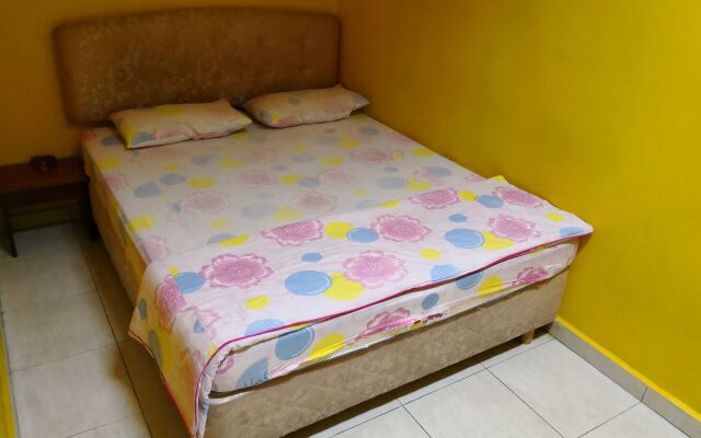 Lucky Budget Hotel