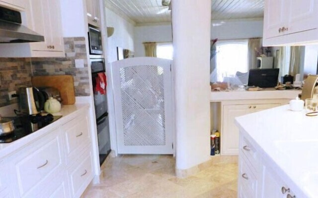Emerald Beach 5 - Villa Aspicia