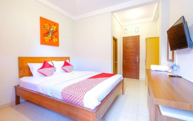 OYO 960 Kost & Homestay 911