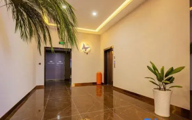 Homeinn Skyl'ne Cloud Hotel (Haiyang Taihua City Square)