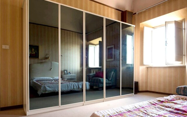 House With 3 Bedrooms in Monte San Pietrangeli, With Wonderful City View, Balcony and Wifi