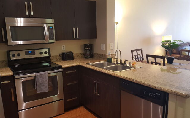 Apartment near Gaslamp & Convetion Center