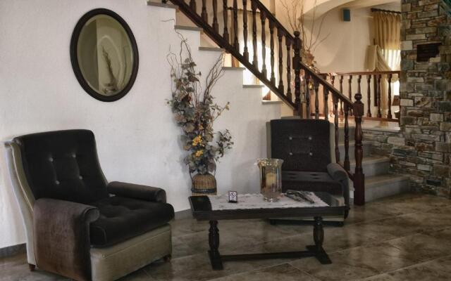 Hotel Ainareti