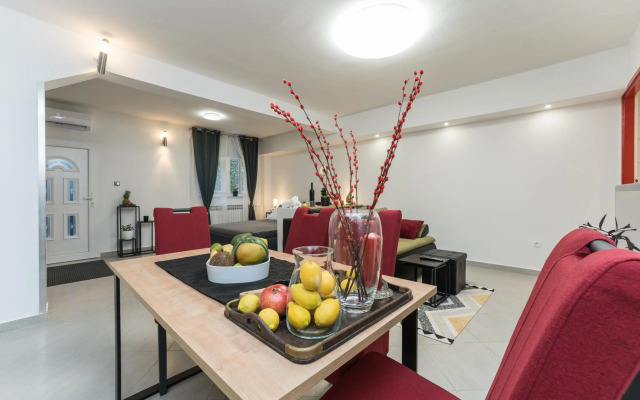 Studio Apartman Mirakul