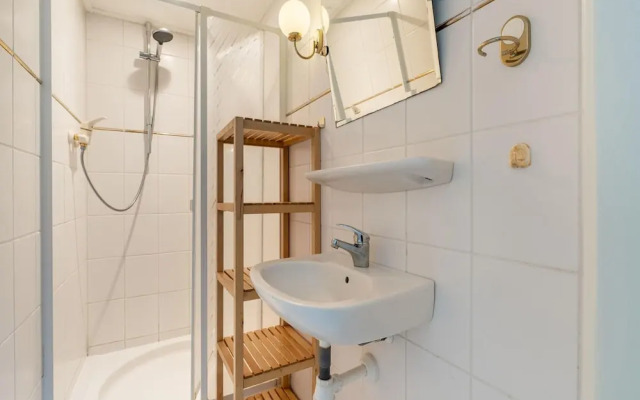 Amazing Holiday Home in Lauwersoog With Sauna
