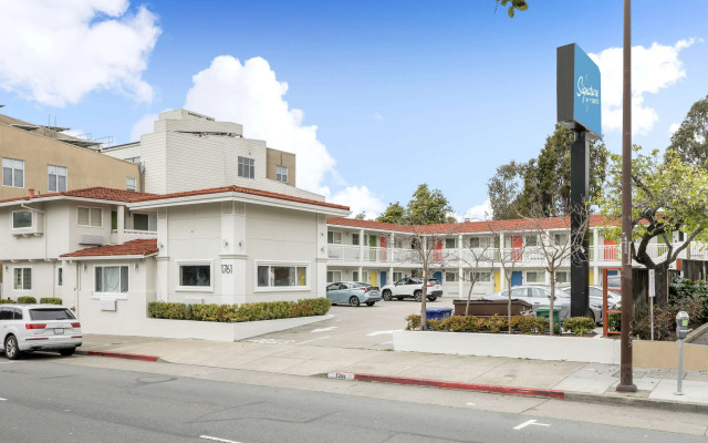 Signature Inn Berkeley