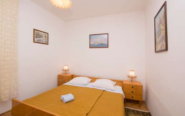 Apartments Amalija