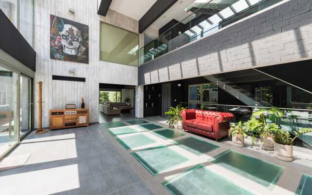 Villa Eleven