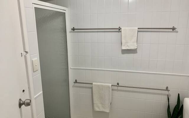 Montville Holiday Apartments