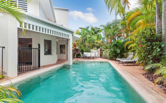 The Villas Palm Cove