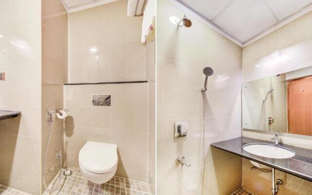 Fabhotel The Royal Suites