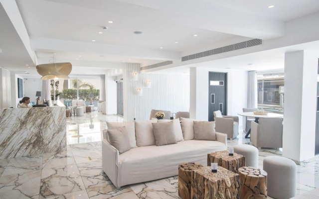 Kokkinos Boutique Hotel