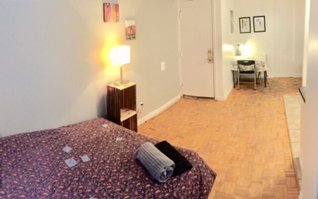 Studio Downtown - Metro Sherbrooke