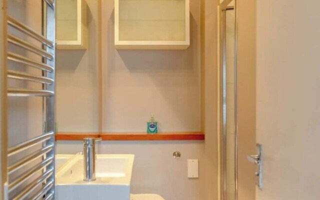 Tasteful & Homely 1BD Flat - Brixton