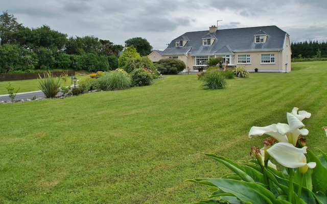 Strand's-End House B&B