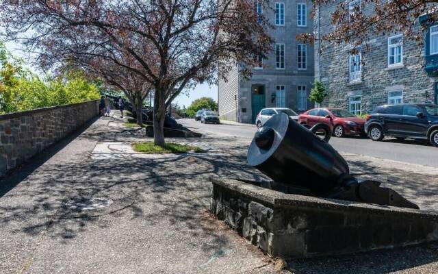 Spectacular 3 Bdrm Old Quebec Penthouse