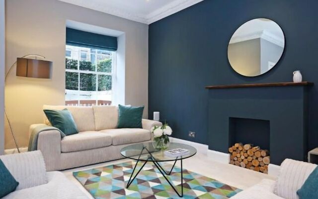 JOIVY Private Entrance Apartment In New Town