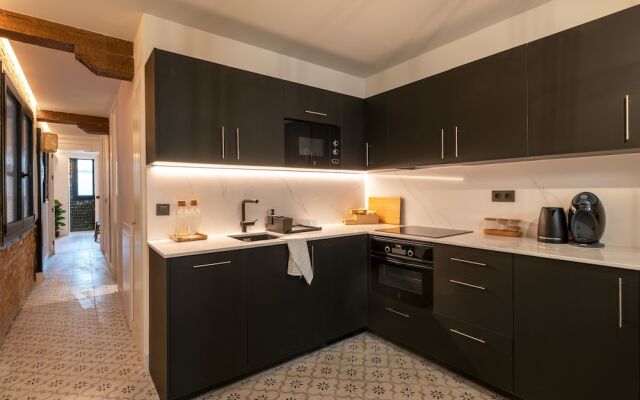 Renovado y céntrico apartamento con AC