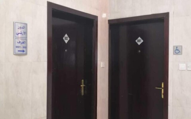 Rose by OYO Rooms